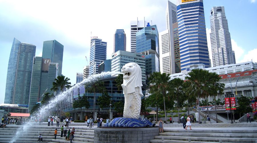 10 Must-Visit Tourist Attractions in Singapore That Will Blow Your Mind