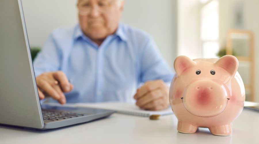 Aplikasi Ajaib adalah platform investasi online yang memudahkan pemula untuk membeli saham dan reksa dana secara praktis, aman, dan terjangkau. Pelajari cara daftar, kelebihan, serta tips investasi di Ajaib sebelum mulai berinvestasi.