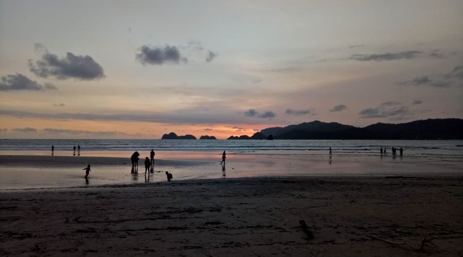 Rekomendasi Destinasi Wisata Terbaik Di Gorontalo Dari Pantai Hingga Laut